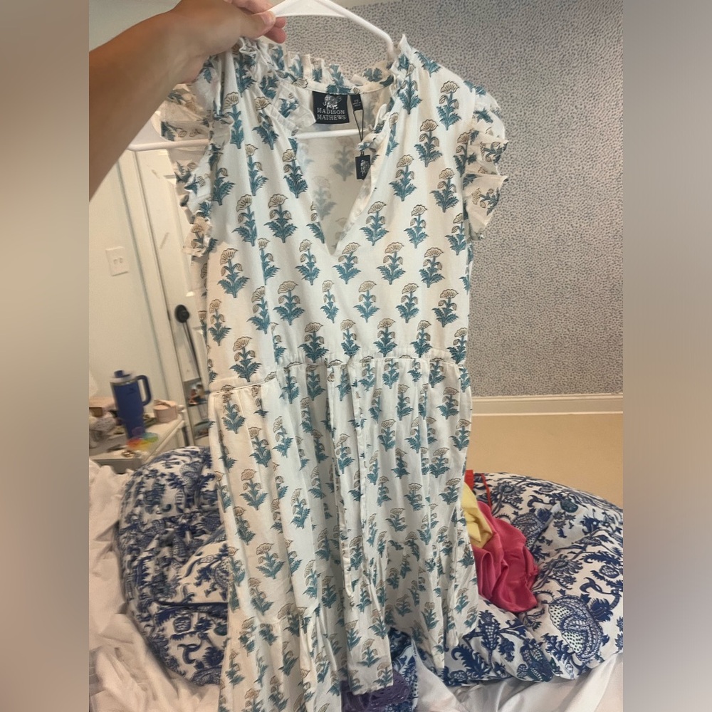 Madison and Mathew’s xs dress no damages